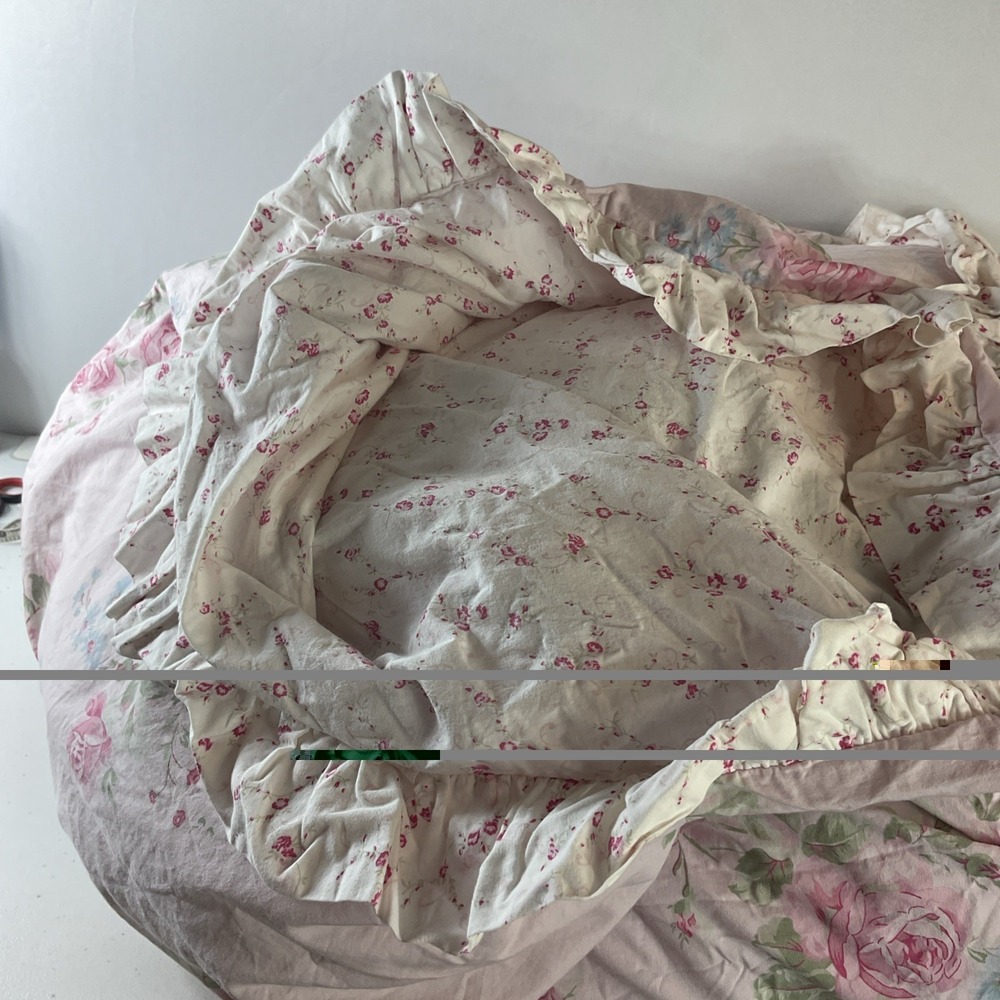 Simply Shabby Chic King Floral Comforter Misty Cottage Rose Rachel Ashwell *Read